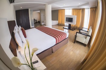 Allpa Hotel & Suites