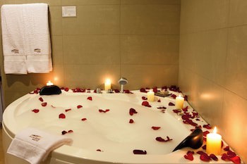 Allpa Hotel & Suites