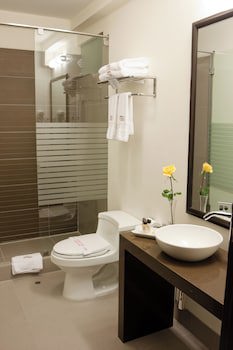 Allpa Hotel & Suites