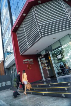 Allpa Hotel & Suites