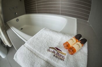 Allpa Hotel & Suites