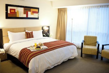 Allpa Hotel & Suites
