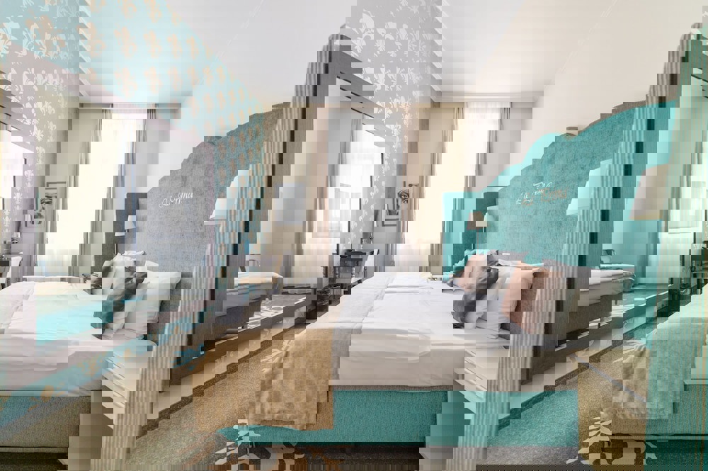 La Prima Fashion Hotel