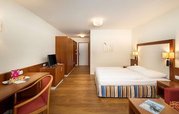 Elaya Hotel Steinplatte Ehemals Kuhotel By Rilano