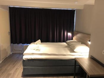 Facade Hotel Amsterdam