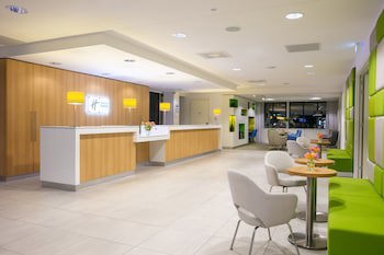 Holiday Inn Express Amsterdam - Schiphol, An Ihg Hotel