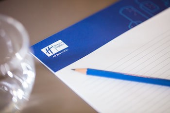Holiday Inn Express Amsterdam - Schiphol, An Ihg Hotel