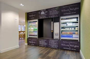 Holiday Inn Express Amsterdam - Schiphol, An Ihg Hotel
