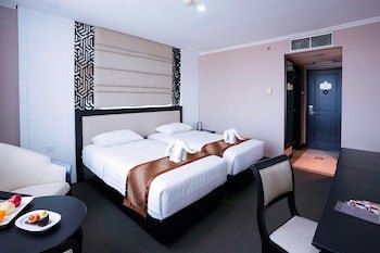 Grand Arkenso Parkview Hotel