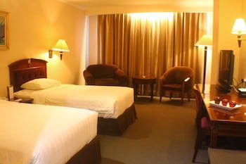 Grand Arkenso Parkview Hotel