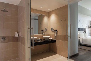Radisson Blu Anchorage Hotel, Lagos, V.I.