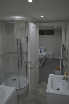 Watersedge Guest House