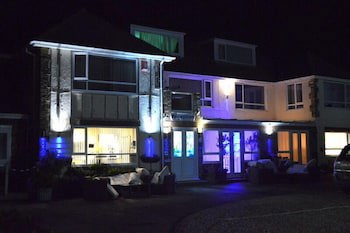 Watersedge Guest House