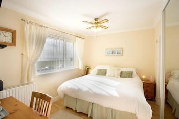 Watersedge Guest House