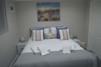 Watersedge Guest House