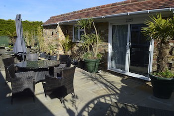Watersedge Guest House