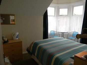 Dora Hotel
