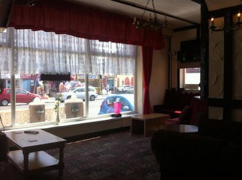 Dora Hotel