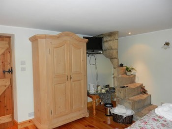 Armidale Cottages Bed & Breakfast