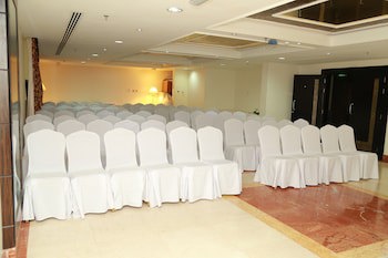 Sharjah Palace Hotel