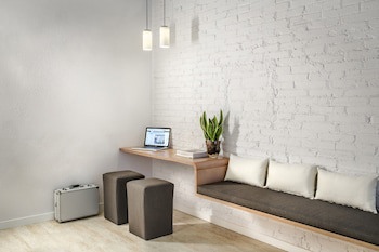 Eric Vokel Boutique Apart Sagrada Familia Suites