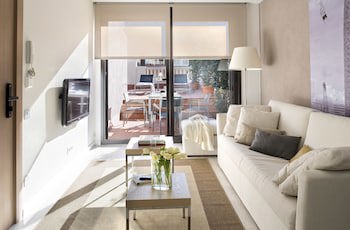 Eric Vokel Boutique Apart Sagrada Familia Suites