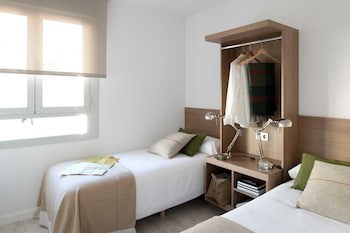 Eric Vokel Boutique Apart Sagrada Familia Suites