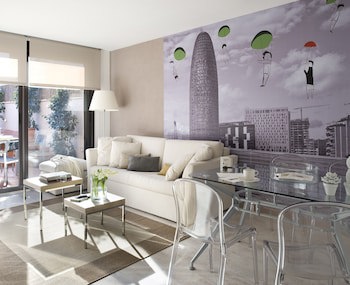 Eric Vokel Boutique Apart Sagrada Familia Suites