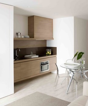 Eric Vokel Boutique Apart Sagrada Familia Suites