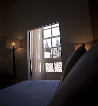 Carris Casa De La Troya