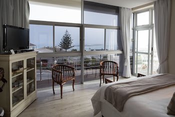 Blaauwvillage Boutique Guest House