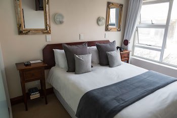 Blaauwvillage Boutique Guest House