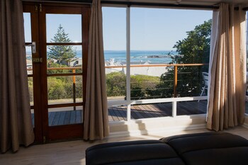 Blaauwvillage Boutique Guest House