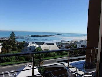 Blaauwvillage Boutique Guest House