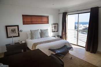 Blaauwvillage Boutique Guest House