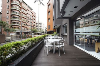 Dandy Hotel Tianmu Branch