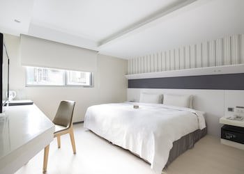 Dandy Hotel Tianmu Branch
