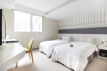 Dandy Hotel Tianmu Branch