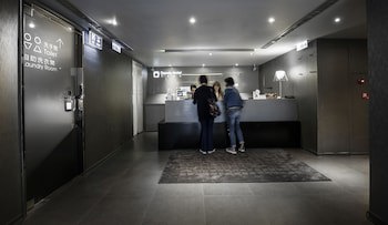 Dandy Hotel Tianmu Branch