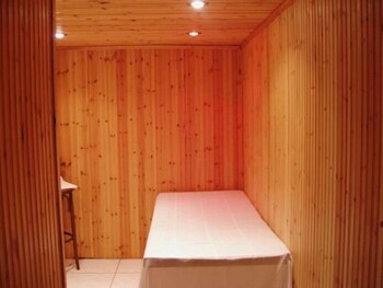Lecadin Hotel