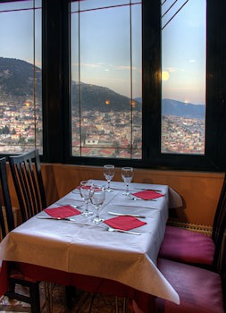 Lecadin Hotel