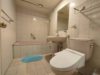 Dahshin Hotel