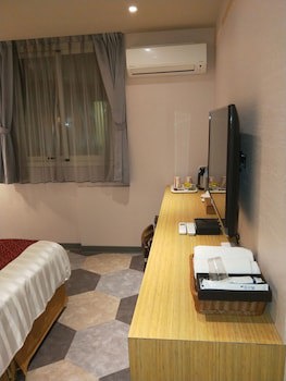 Dahshin Hotel