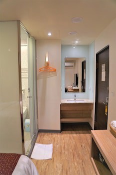 Dahshin Hotel
