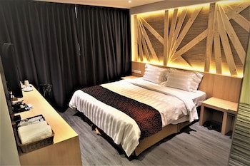 Dahshin Hotel