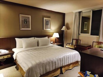 Dahshin Hotel