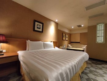 Dahshin Hotel