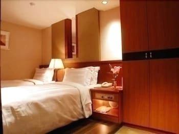 Dahshin Hotel