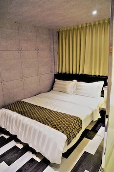 Dahshin Hotel
