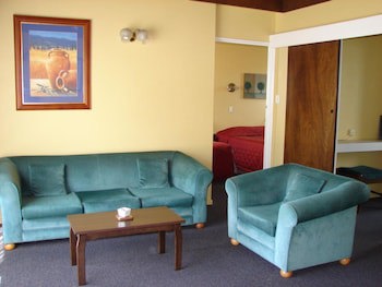 193 Aorangi Manor Motel